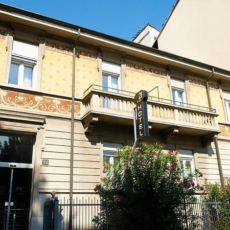Hotel H21 ミラノ エクステリア 写真