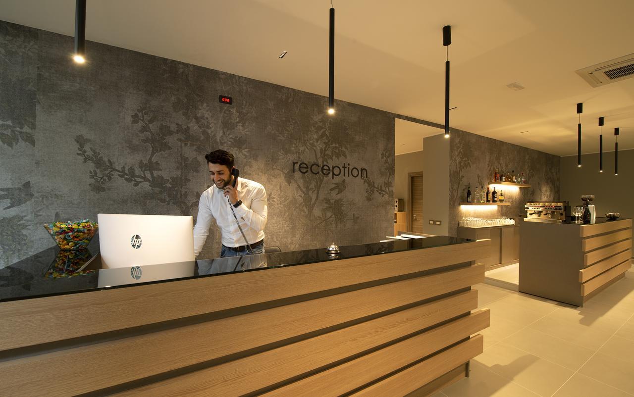 Hotel H21 ミラノ エクステリア 写真